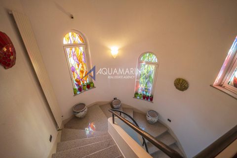 Villa i Ventimiglia, Imperia, Ventimiglia - € 1.350.000 | Ref: 14085 - foto 30