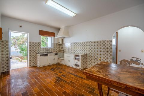 Villa i Estombar, Faro, Estombar - € 335.000 | Ref: C0240-03488 - foto 5