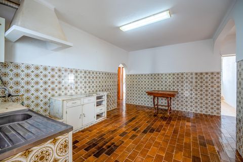 Villa i Estombar, Faro, Estombar - € 335.000 | Ref: C0240-03488 - foto 6