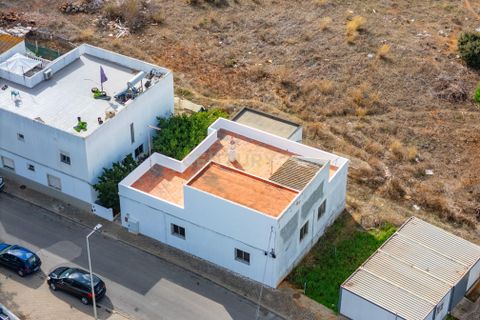 Villa i Estombar, Faro, Estombar - € 335.000 | Ref: C0240-03488 - foto 29