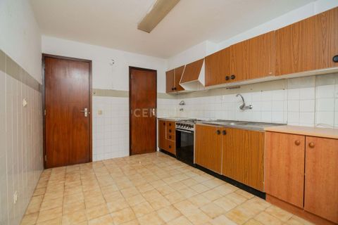 Villa i Alcantarilha, Faro, Alcantarilha - € 370.000 | Ref: C0240-03472 - foto 17