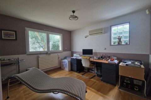 Villa a Suresnes, Hauts-de-Seine, Suresnes - € 1.079.000 | Ref: 84588 - foto 8