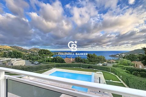 Villa i Saint-Raphaël, Var, Saint-Raphaël - € 2.490.000 | Ref: 86466819 - foto 23