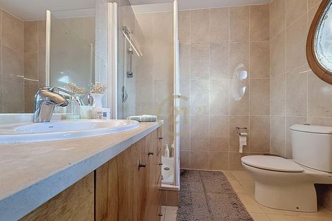 Villa a Vila da Praia da Vitoria, Terceira, Vila da Praia da Vitoria - € 750.000 | Ref: C0423-00645 - foto 22