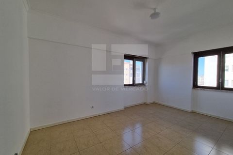 Lejlighed i Amadora, Lisbon, Amadora - € 337.000 | Ref: ZTRE-03830 - foto 13
