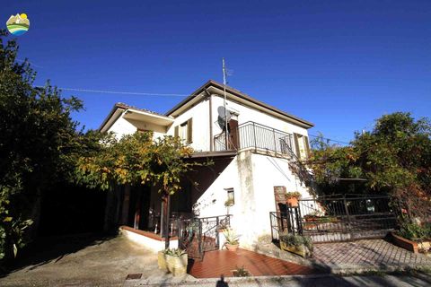 Villa i Bisenti, Teramo, Bisenti - € 120.000 | Ref: EL1128-760247 - foto 1