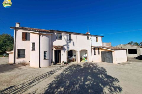 Villa i Atri, Teramo, Atri - € 465.000 | Ref: EL1129-760273 - foto 5