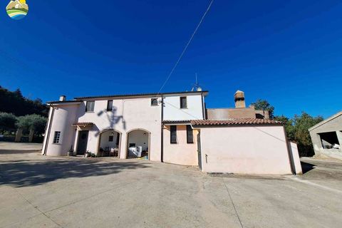 Villa i Atri, Teramo, Atri - € 465.000 | Ref: EL1129-760273 - foto 9