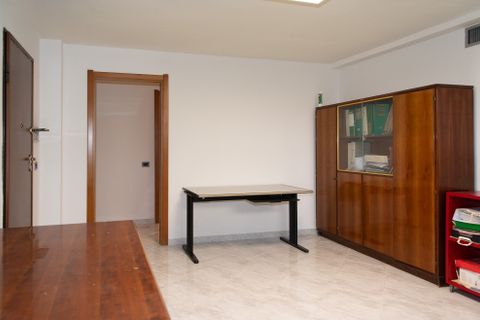 L'establiment comercial a Cagliari, Cagliari, Cagliari - € 200.000 | Ref: 1429 - foto 8