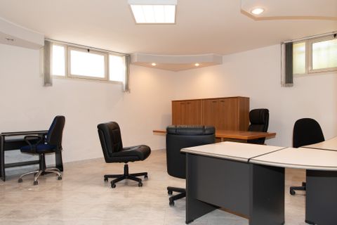 L'establiment comercial a Cagliari, Cagliari, Cagliari - € 200.000 | Ref: 1429 - foto 12