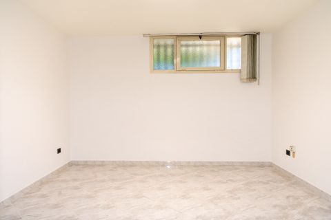 L'establiment comercial a Cagliari, Cagliari, Cagliari - € 200.000 | Ref: 1429 - foto 19