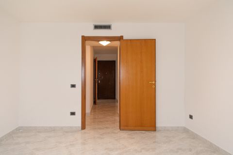 L'establiment comercial a Cagliari, Cagliari, Cagliari - € 200.000 | Ref: 1429 - foto 21