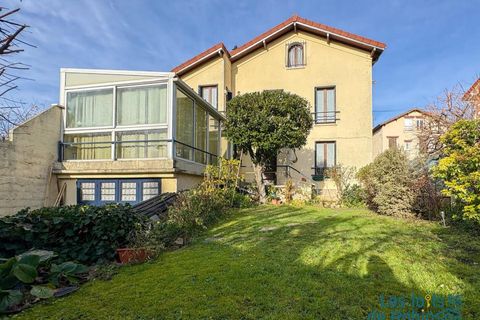 Villa i Le Plessis-Robinson, Hauts-de-Seine, Le Plessis-Robinson - € 599.000 | Ref: VM630-TOITSROBINSON - foto 6