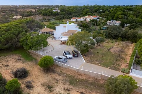 Villa i Carvoeiro, Faro, Carvoeiro - € 1.250.000 | Ref: HOLV - 25014 - foto 5