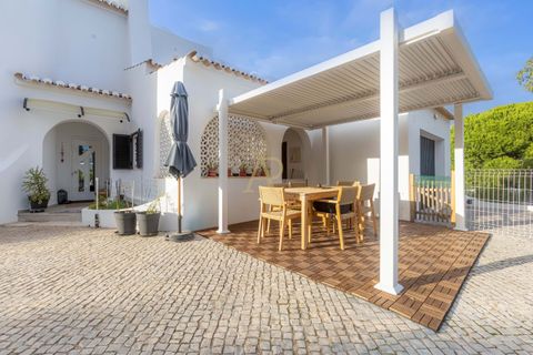 Villa i Carvoeiro, Faro, Carvoeiro - € 1.250.000 | Ref: HOLV - 25014 - foto 7
