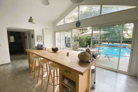 Villa i Arsac, Gironde, Arsac - € 460.000 | Ref: fr065709 - foto 2