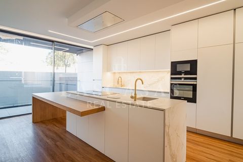 Villa i Canidelo, Porto, Canidelo - € 1.250.000 | Ref: #164-2025 - foto 1