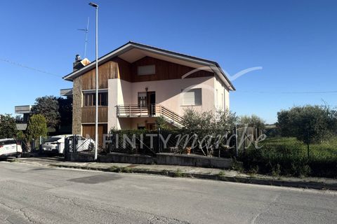 Villa a Cupramontana, Ancona, Cupramontana - € 150.000 | Ref: 256 - foto 2