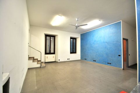 L'establiment comercial a Vimercate, Monza and Brianza, Vimercate - € 1.100/mes | Ref: 2474 - foto 4
