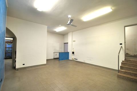 L'establiment comercial a Vimercate, Monza and Brianza, Vimercate - € 1.100/mes | Ref: 2474 - foto 5