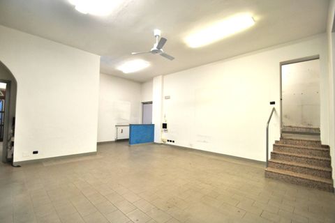 L'establiment comercial a Vimercate, Monza and Brianza, Vimercate - € 1.100/mes | Ref: 2474 - foto 6