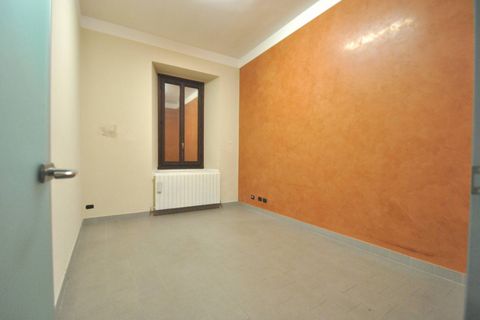 L'establiment comercial a Vimercate, Monza and Brianza, Vimercate - € 1.100/mes | Ref: 2474 - foto 7