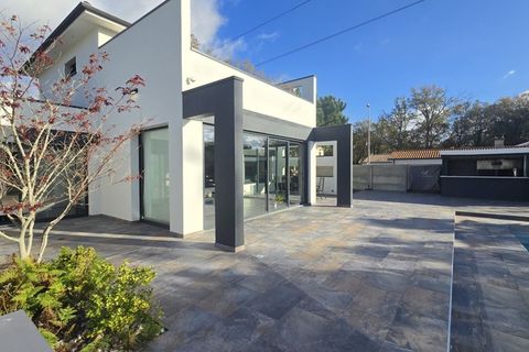 Villa a Pessac, Gironde, Pessac - € 738.000 | Ref: 340939541557 - foto 2