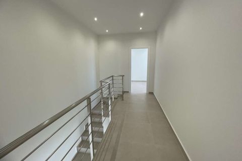 Villa a Almoradi, Alicante, Almoradi - € 359.900 | Ref: 804 - foto 11