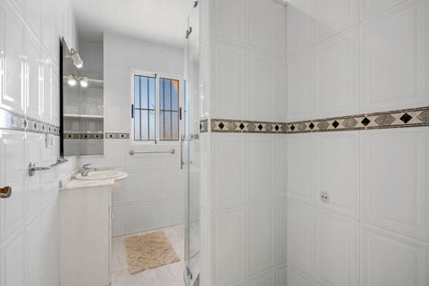Villa a Rojales, Alicante, Rojales - € 239.000 | Ref: 200-4452 - foto 17