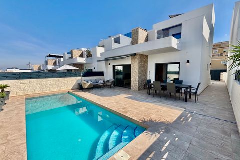 Villa i Benijofar, Alicante, Benijofar - € 429.500 | Ref: 868 - foto 1