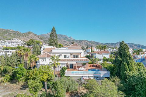 Villa i Nerja, Malaga, Nerja - € 2.700.000 | Ref: 10781-AF4556 - foto 39