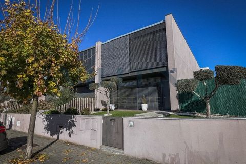 Byhus i Guimaraes, Braga, Guimaraes - € 550.000 | Ref: VR-550-386 - foto 2