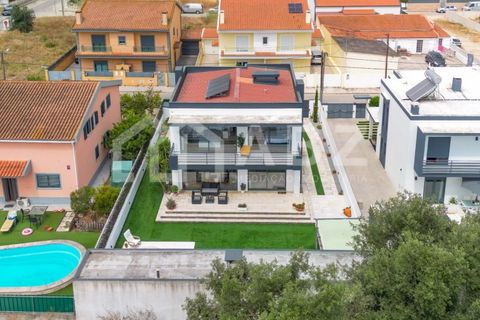 Villa i Quinta do Anjo, Setubal, Quinta do Anjo - € 570.000 | Ref: ABZ/HAB_829 - foto 1