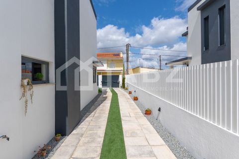 Villa i Quinta do Anjo, Setubal, Quinta do Anjo - € 570.000 | Ref: ABZ/HAB_829 - foto 16