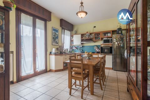 Villa a Torgiano, Perugia, Torgiano - € 305.000 | Ref: 8025 - foto 2
