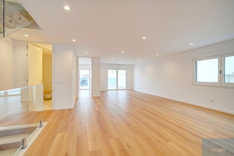 Villa a Cascais, Lisbon, Cascais - € 2.100.000 | Ref: MORJL035.1 - foto 4
