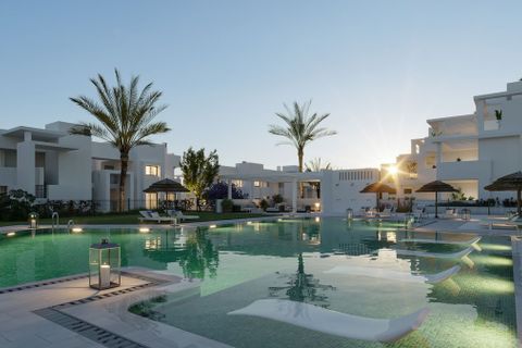 Penthouse i Estepona, Malaga, Estepona - € 725 000 | Ref: R5243869 - foto 2