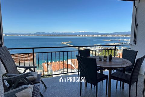 Apartment in Roses, Gerona - photo 1