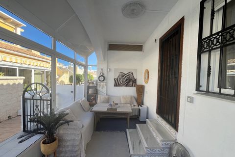 Bungalow i Punta Prima, Alicante, Punta Prima - € 209.999 | Ref: 200-4458 - foto 4