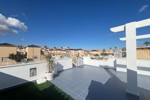 Bungalow i Punta Prima, Alicante, Punta Prima - € 209.999 | Ref: 200-4458 - foto 32