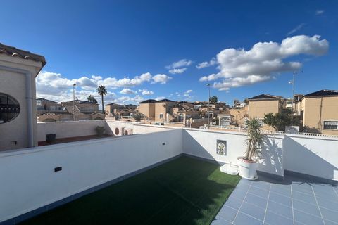 Bungalow i Punta Prima, Alicante, Punta Prima - € 209.999 | Ref: 200-4458 - foto 37