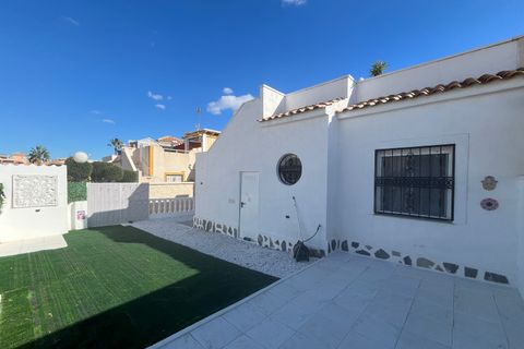 Bungalow i Punta Prima, Alicante, Punta Prima - € 209.999 | Ref: 200-4458 - foto 41