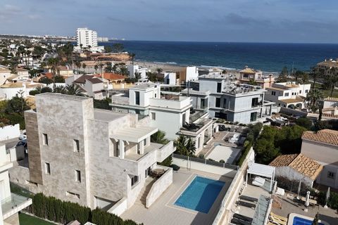 Villa i La Zenia, Alicante, La Zenia - € 1.500.000 | Ref: AG19MLSC7131862 - foto 41