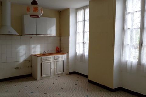 Landsbyhus i Jonzac, Charente-Maritime, Jonzac - € 77.000 | Ref: BVI83663 - foto 2