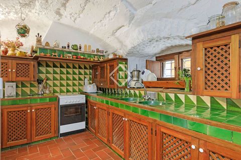Villa a Monells, Gerona, Monells - € 1.350.000 | Ref: GIR18125 - foto 6