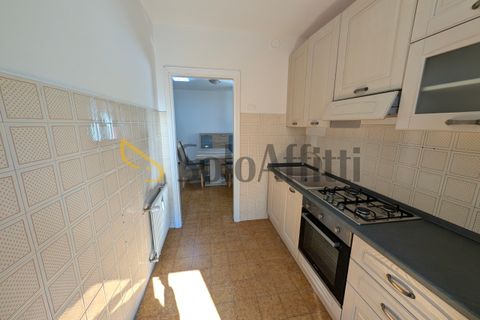 Apartament a Modena, Modena, Modena - € 700/mes | Ref: 2521A - foto 9