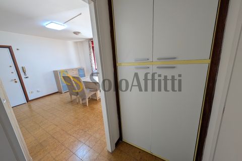 Apartament a Modena, Modena, Modena - € 700/mes | Ref: 2521A - foto 10