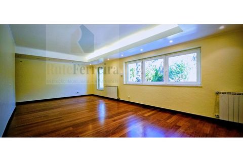 Villa i Belas, Lisbon, Belas - € 2.100.000 | Ref: RF-25-11/2025 - foto 36