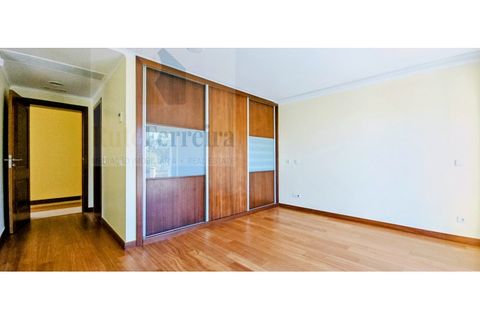 Villa i Belas, Lisbon, Belas - € 2.100.000 | Ref: RF-25-11/2025 - foto 48