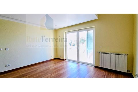 Villa i Belas, Lisbon, Belas - € 2.100.000 | Ref: RF-25-11/2025 - foto 49